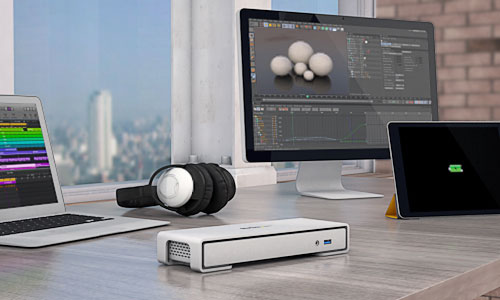 Thunderbolt 2 Dock deployed in design studio and fast charging an ipad